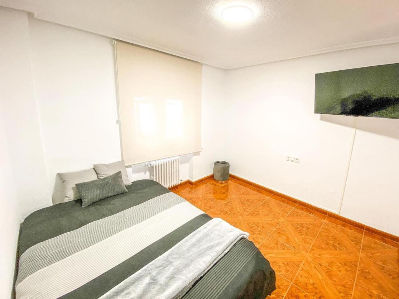 Residencial Leyra, Piso Centrico De 6 Habitaciones, 8 Camas Саламанка Экстерьер фото